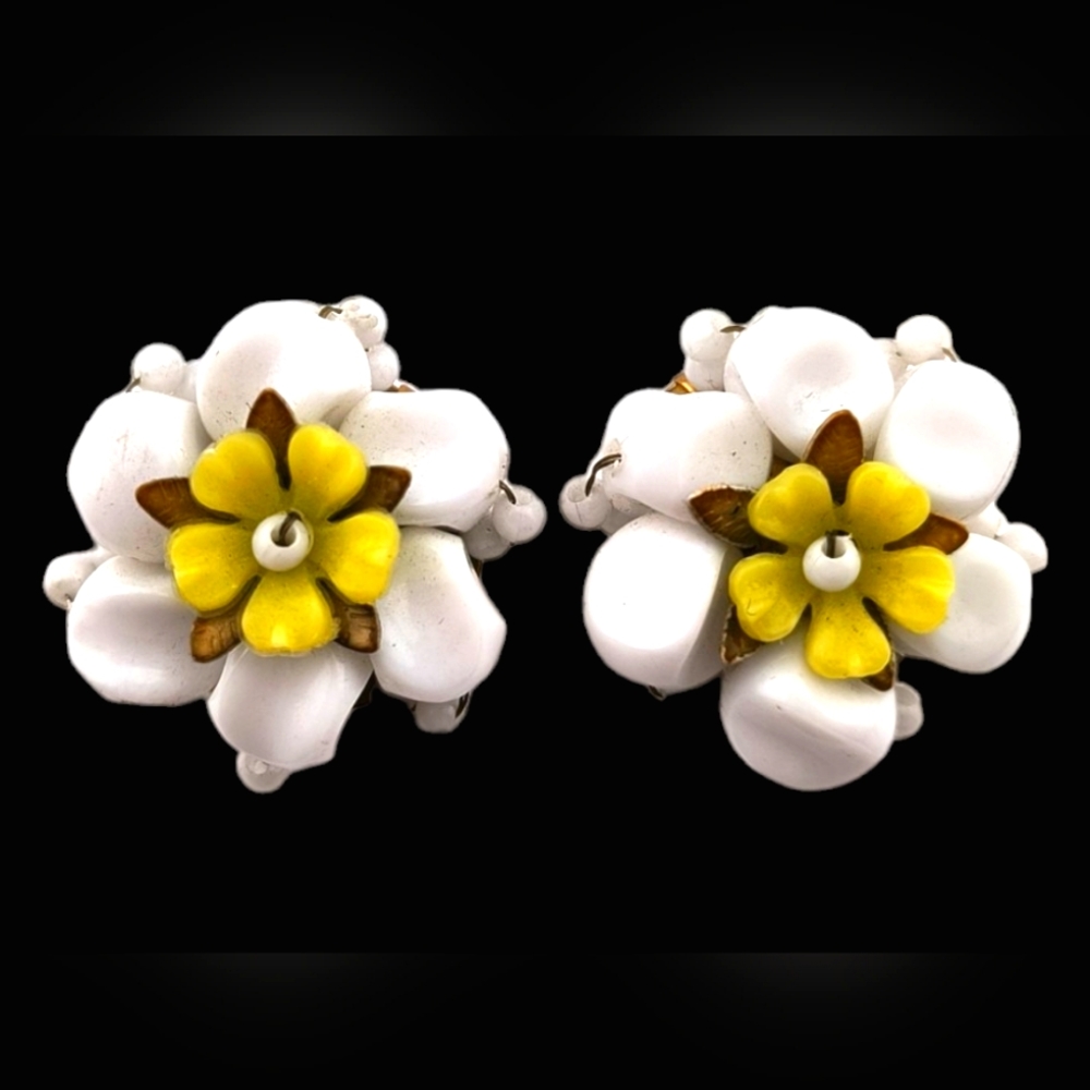 Vintage White Flower Clip Earrings, White and Yellow Beaded Flowers, Hong Kong